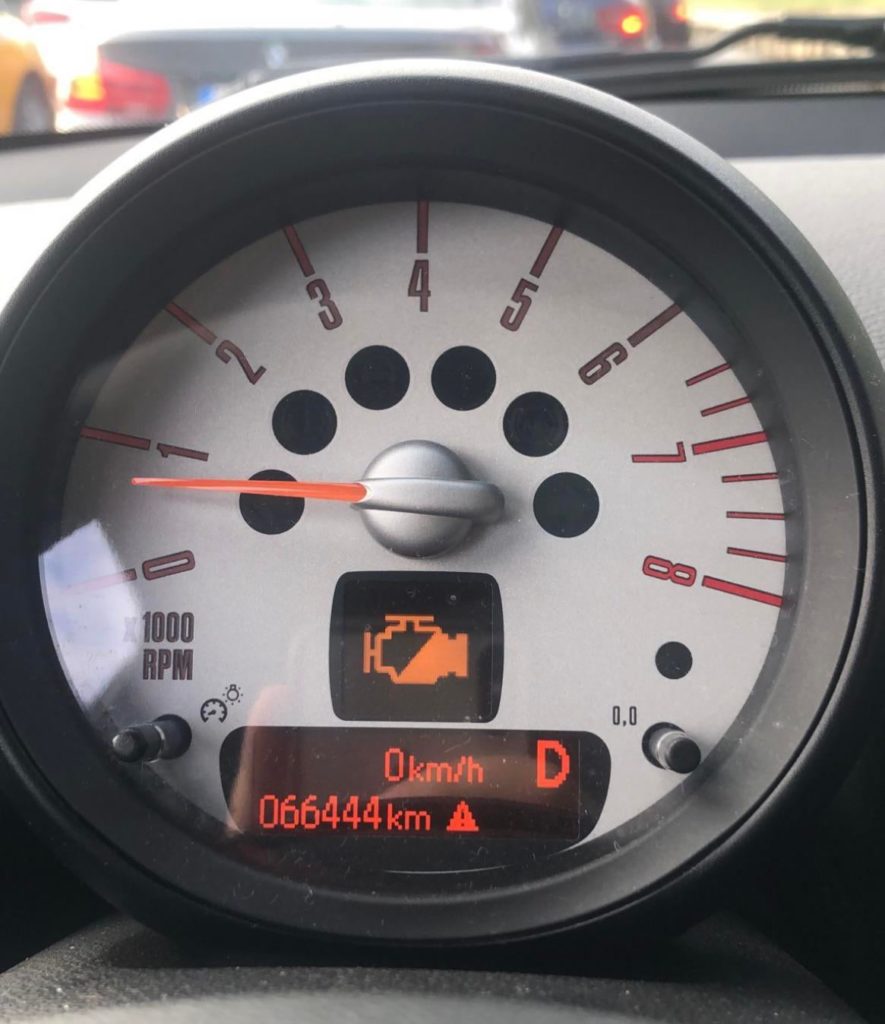 What Does Half Engine Light Mean on Mini Cooper