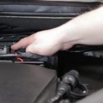 How to Put Jumper Cables on a Ford Escape
