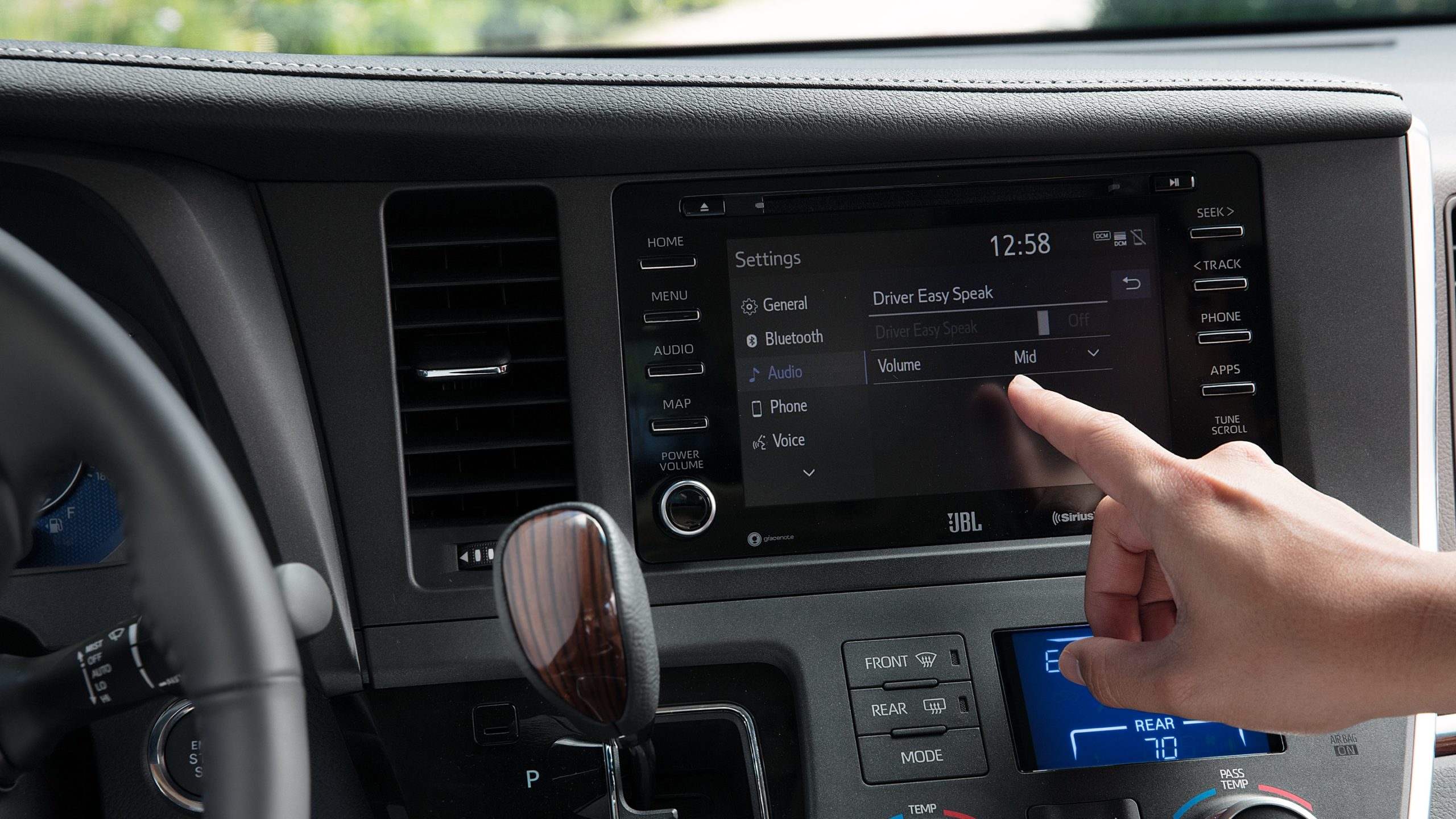 Maximizing Your 2021 Toyota Sienna's Technology: A Guide to Using ...