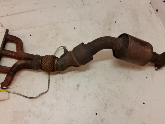 How Many Catalytic Converters Does a Mini Cooper Have