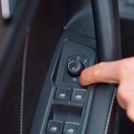 How to Defrost Car Side Mirrors