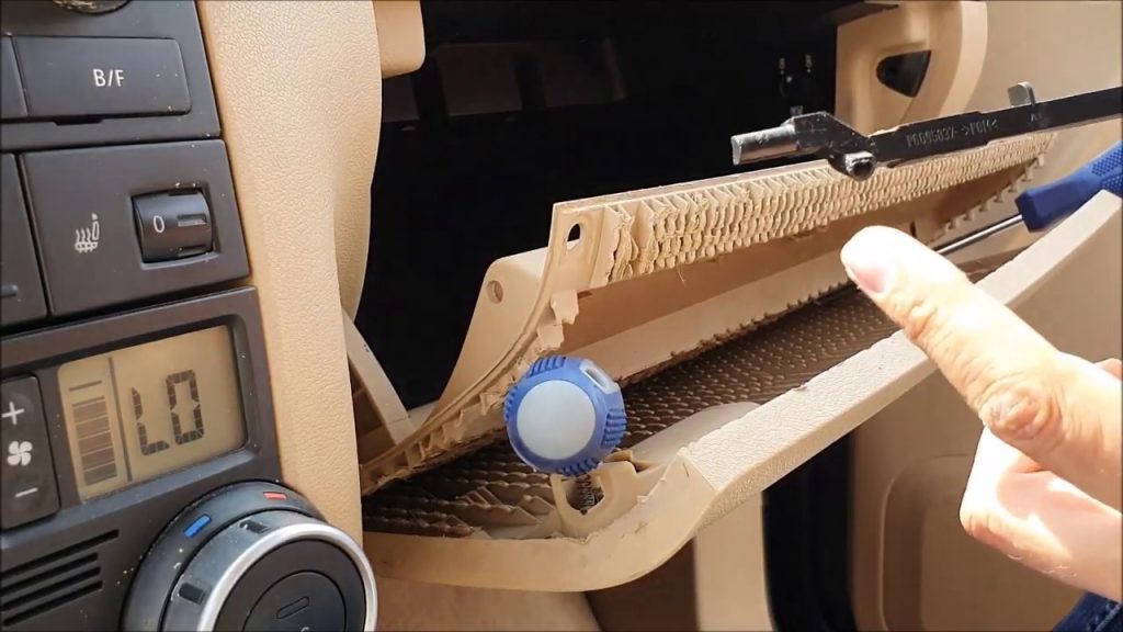 How to Fix a Glove Box That Won'T Close