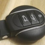 How to Open a Mini Cooper Key Fob