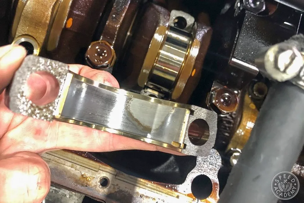 Picture of a rod bearing